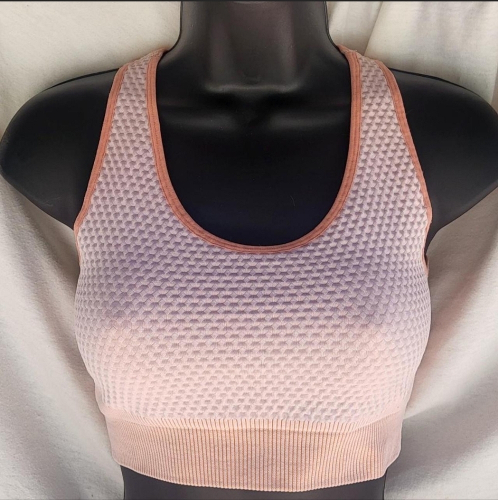 Pink and White Work Out Set - Picture 4 of 5